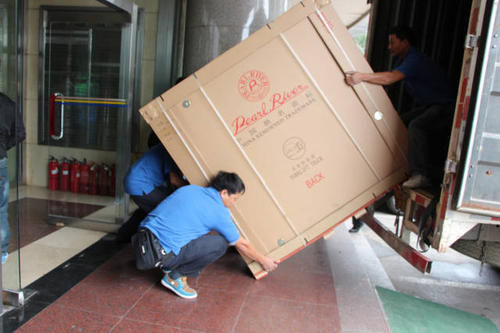 大厂钢琴贵重工艺品无忧运